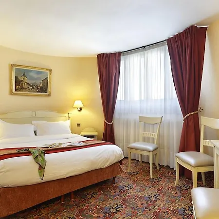 The Originals Paix Republique Hotel