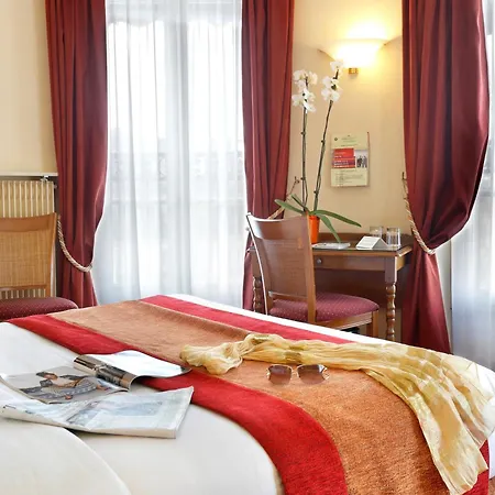 Hotel The Originals Paix Republique Parigi