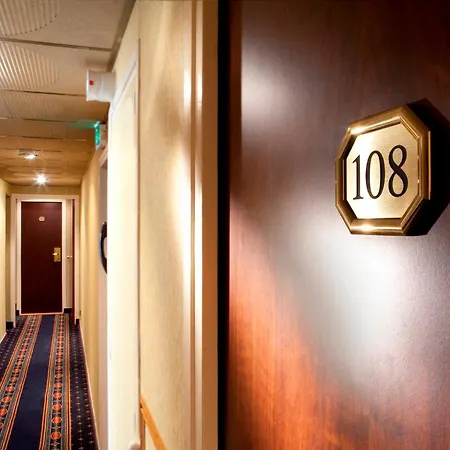 The Originals Paix Republique Hotel