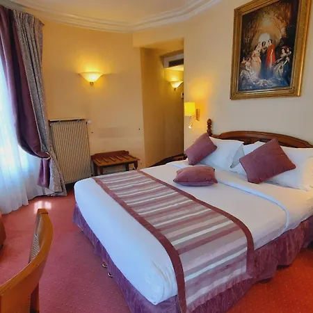 Hotel The Originals Paix Republique
