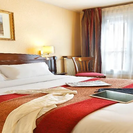 Hotel The Originals Paix Republique 3*
