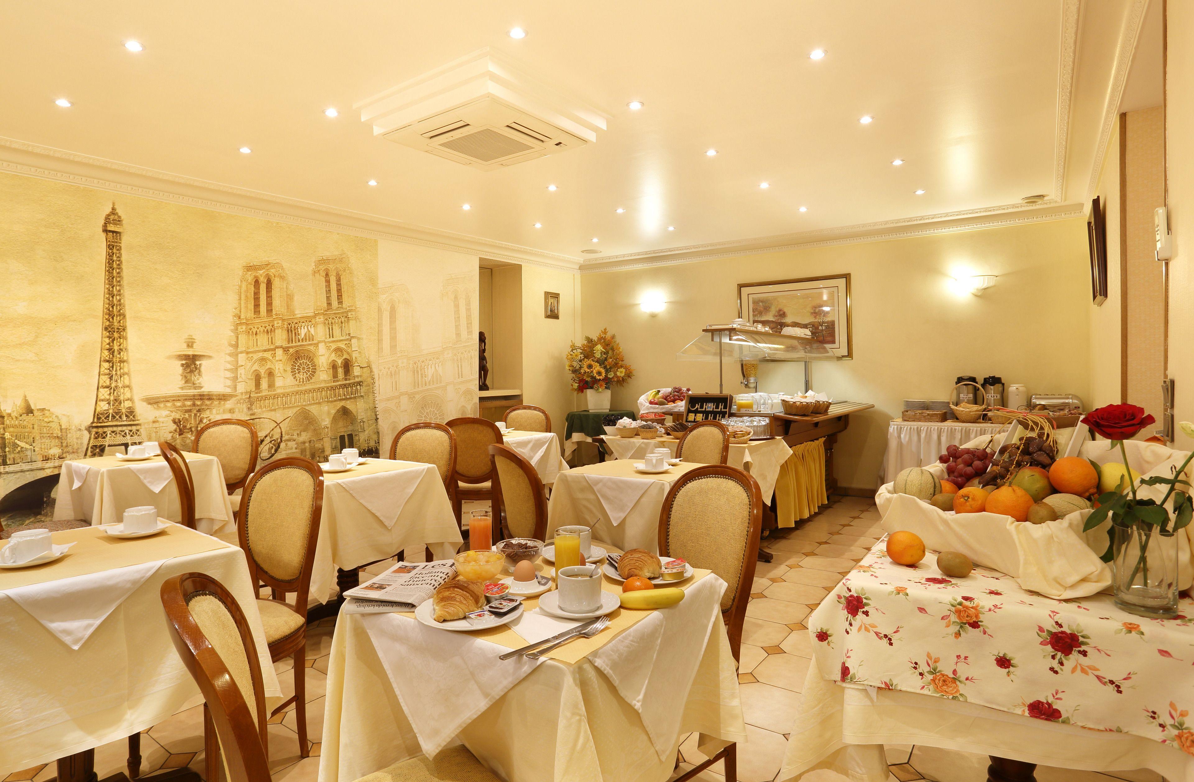 Hotel Paix Republique 3*